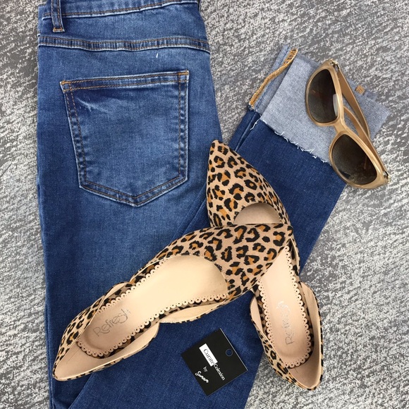 🔥SALE🔥Vegan Leather Animal Print Flat shoes - Picture 5 of 8